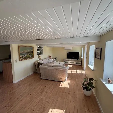 Cozy, Newly Renovated Near Rømø